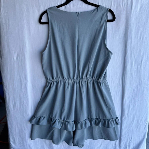 Dusty Blue Sleeveless Ruffle Hem Romper - Fits like 12/14 - Picture 5 of 8
